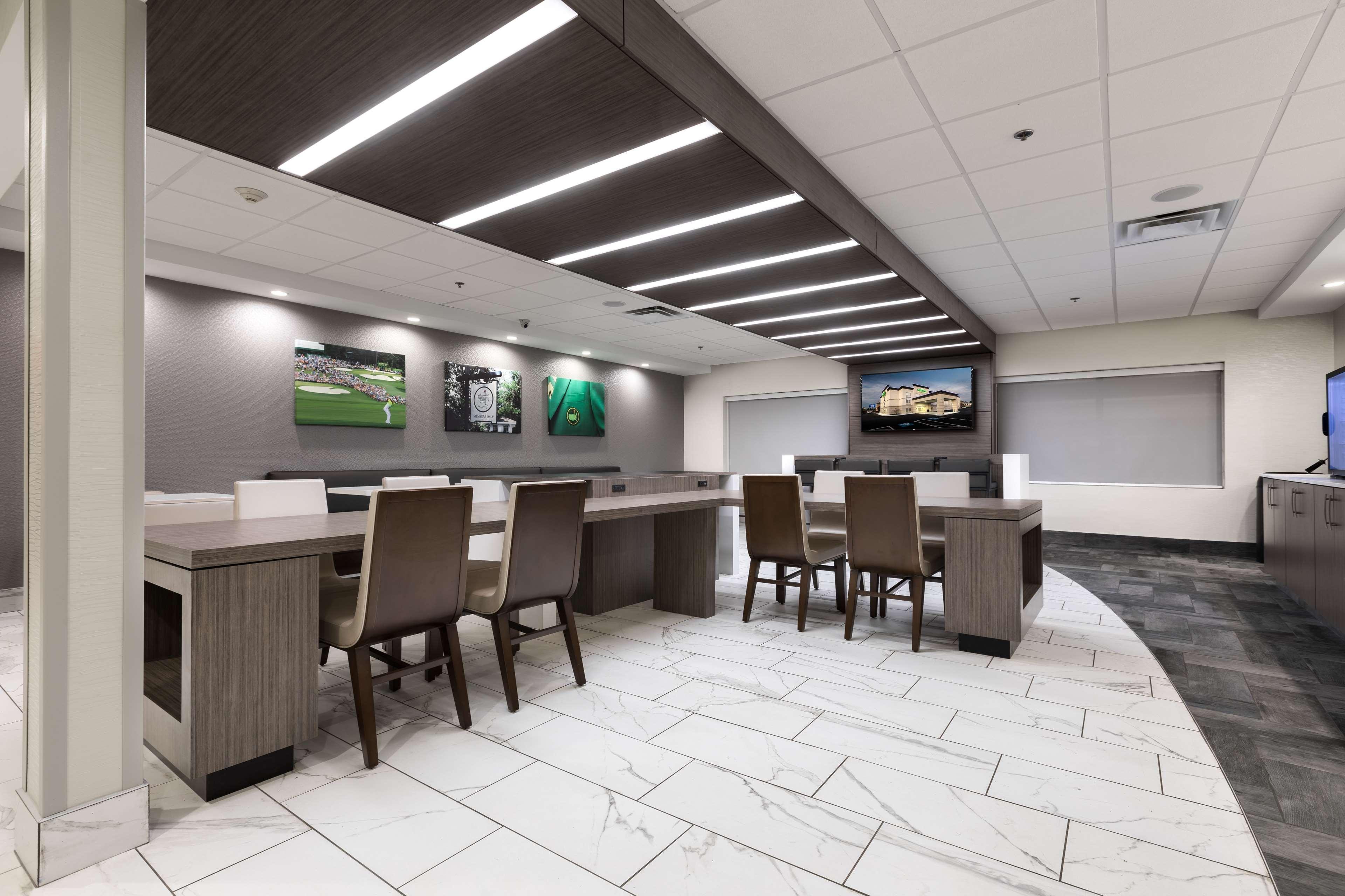 Hotel Wingate Augusta Washington Road By Wyndham Extérieur photo